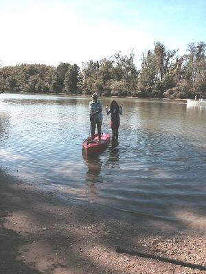 NIFS | Residents learn how to paddleboard