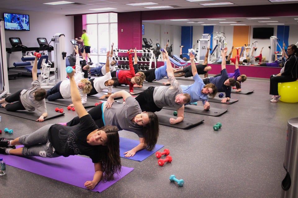 Adding group fitness classes to your corporate wellness menu